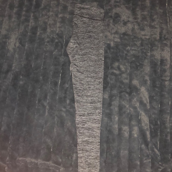 Gray and white infinity leggings. - Picture 1 of 1